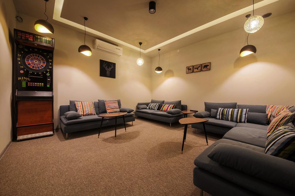 B&M Guesthouse 오시비엥침 외부 사진
